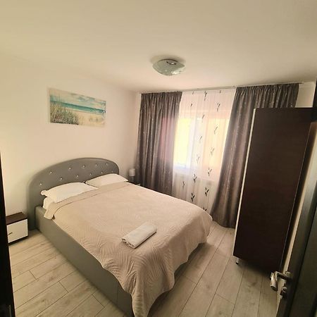 Residence Mery Фэгэраш Экстерьер фото